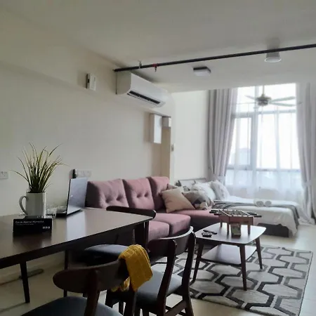 The Perfect Getaway @ Tamarind Suites, Netflix 300Mbps Cyberjaya Exterior photo