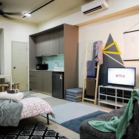 The Perfect Getaway @ Tamarind Suites, Netflix 300Mbps Cyberjaya Exterior photo