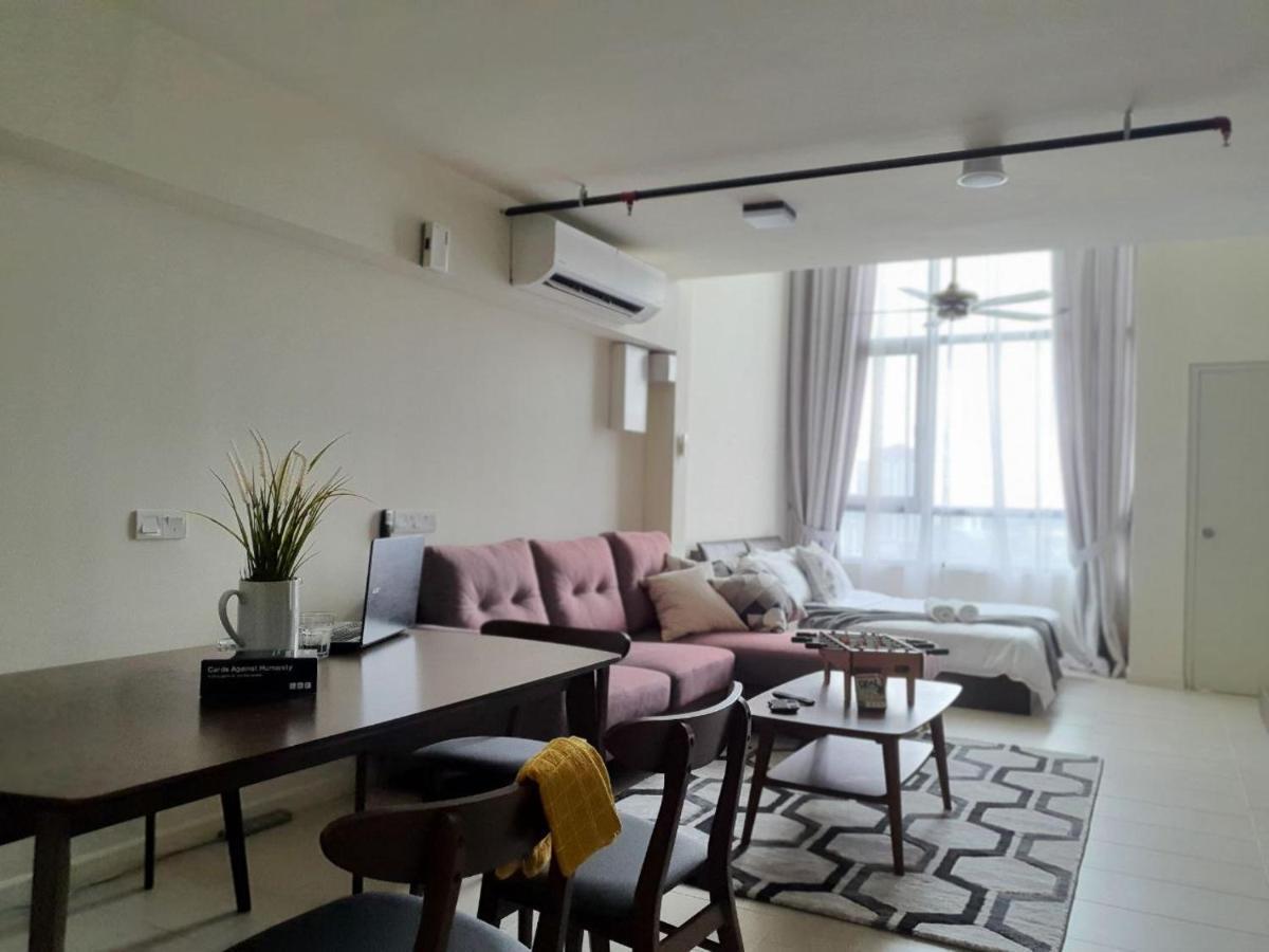 The Perfect Getaway @ Tamarind Suites, Netflix 300mbps Apartment Cyberjaya