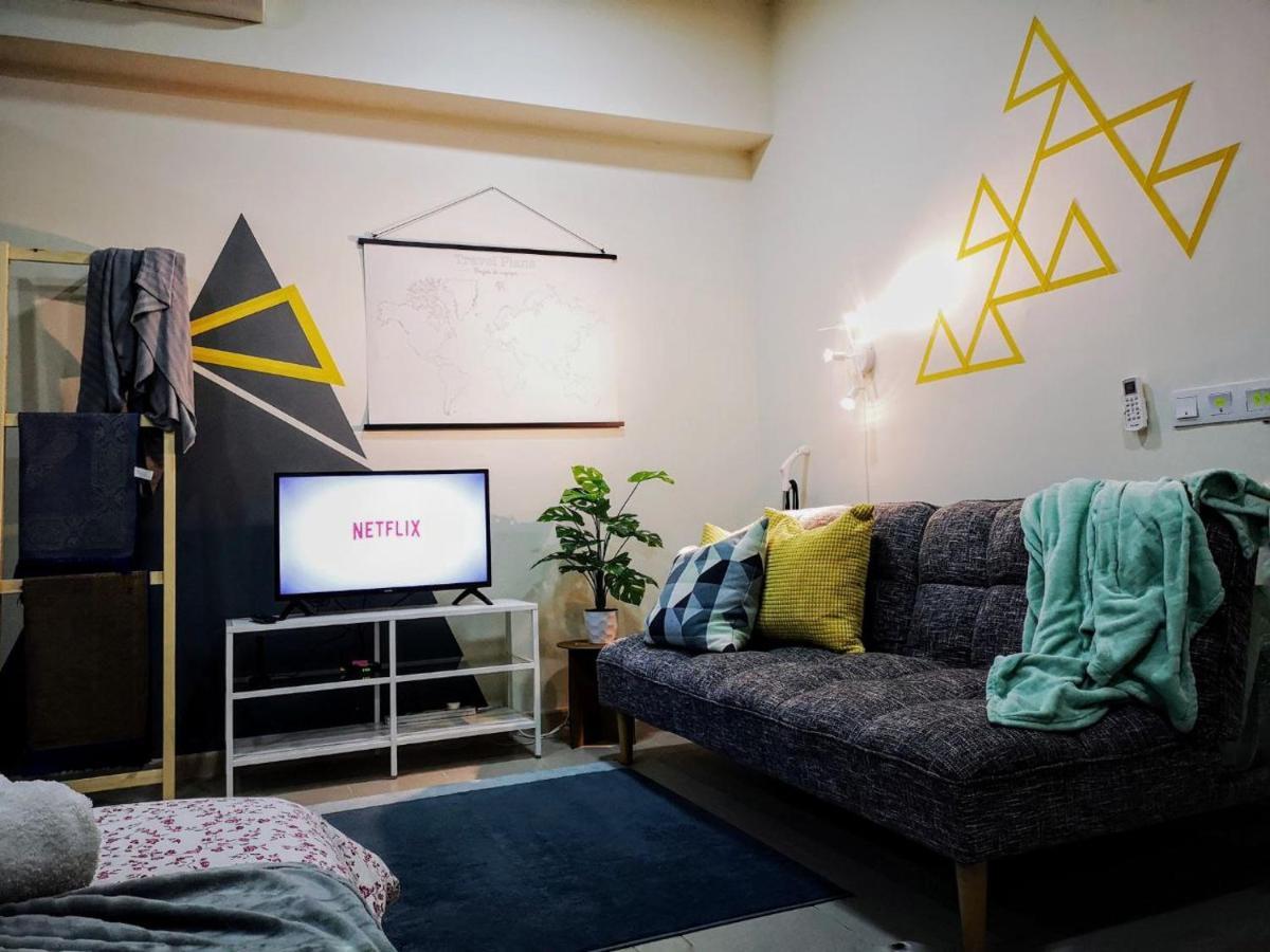 The Perfect Getaway @ Tamarind Suites, Netflix 300mbps Apartment