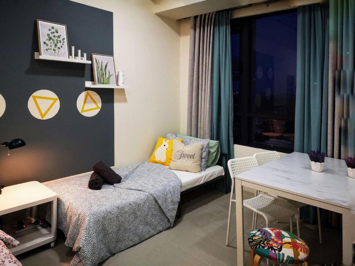 The Perfect Getaway @ Tamarind Suites, Netflix 300mbps Cyberjaya